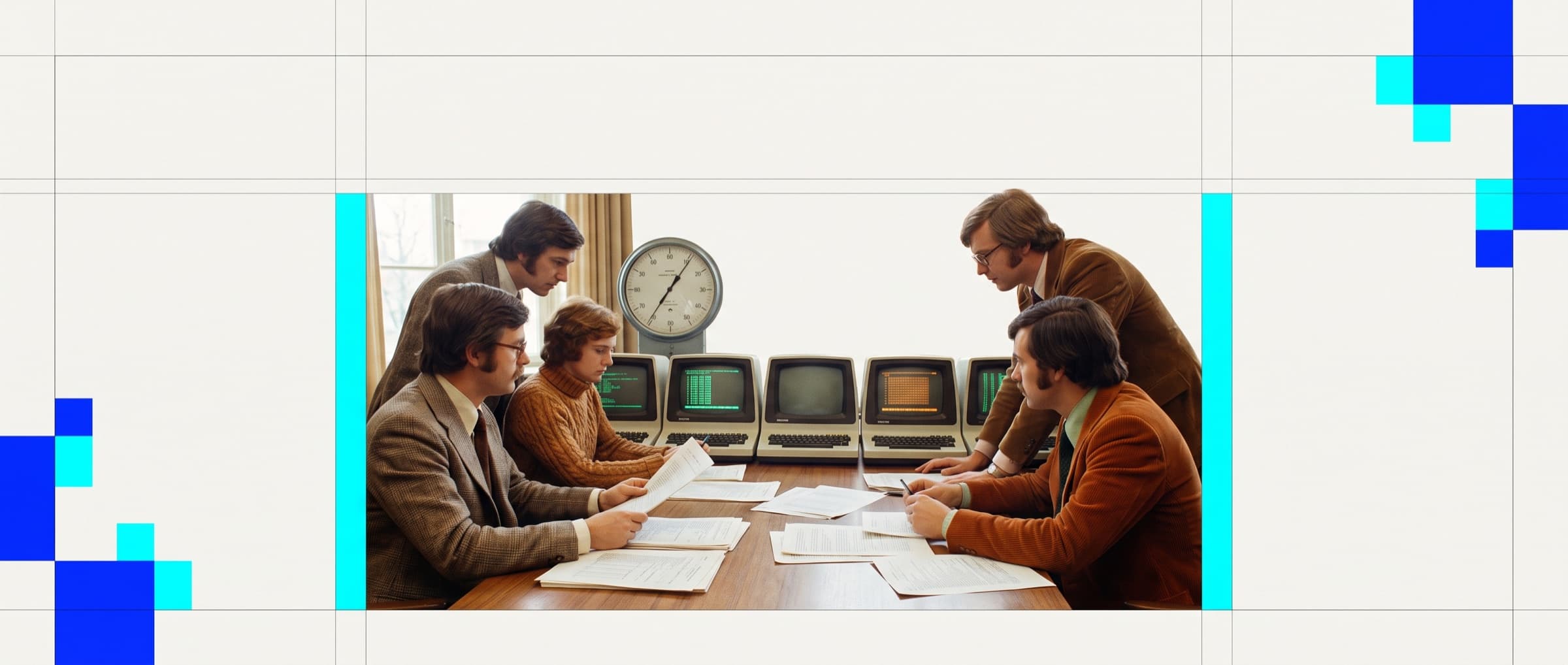 Beş analist, büyük bir masada raporların ve beş eski bilgisayar ekranının başında, yanlarında büyük bir ölçü saatiyle yapay zekâ cevaplarını inceliyor